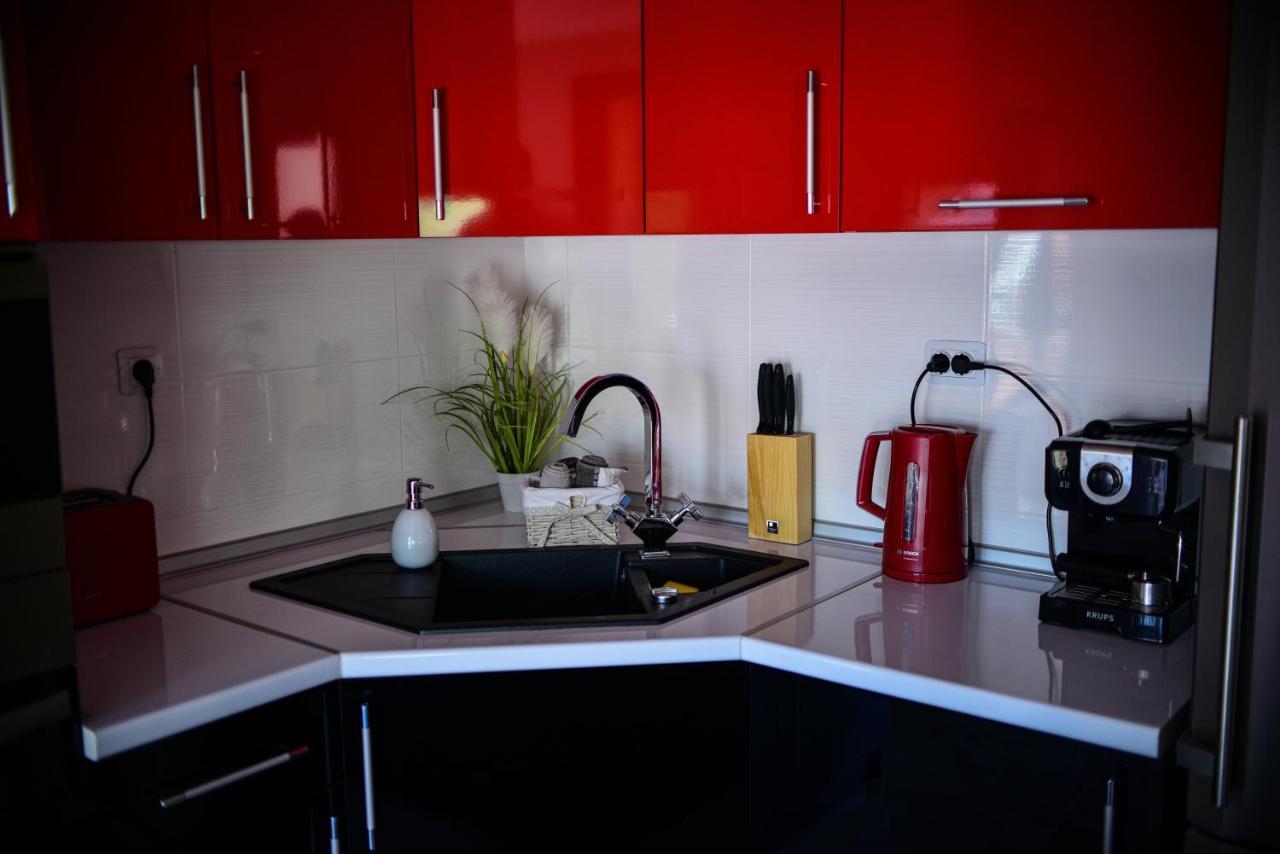Medius Park Apartment Санданський Екстер'єр фото