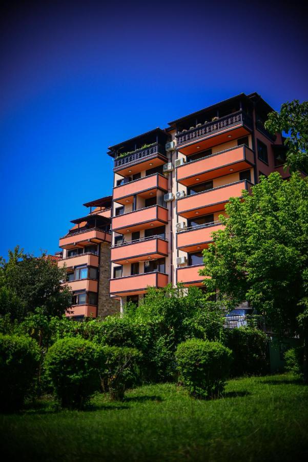 Medius Park Apartment Санданський Екстер'єр фото