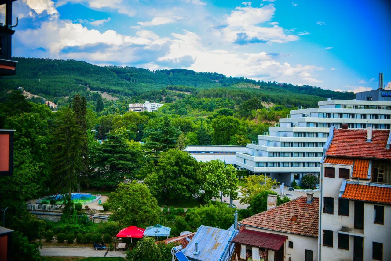 Medius Park Apartment Санданський Екстер'єр фото
